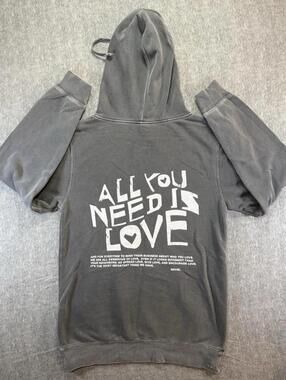 Novel Women’s Sweatshirt-Small/Grey/All You Need Is Love/Independent Trading Co